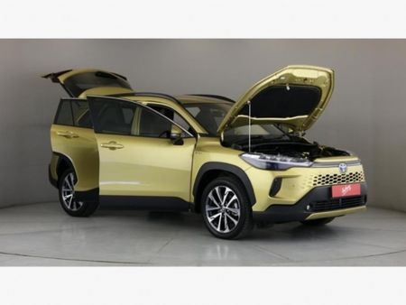 2026-Toyota-Corolla-Cross-18-XR-Hybrid_24