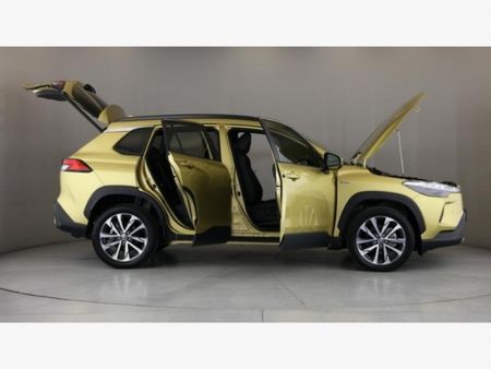 2026-Toyota-Corolla-Cross-18-XR-Hybrid_25