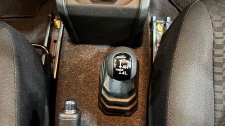 2022-Suzuki-Jimny-15-GLX-Auto_8