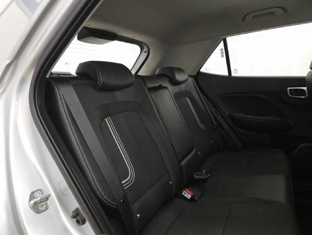 2024-Hyundai-Venue-10-TGDI-Fluid_15