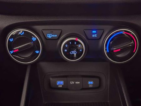 2024-Hyundai-Venue-10-TGDI-Fluid_22