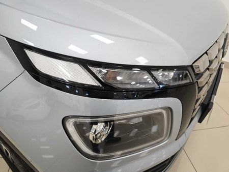 2024-Hyundai-Venue-10-TGDI-Fluid_28