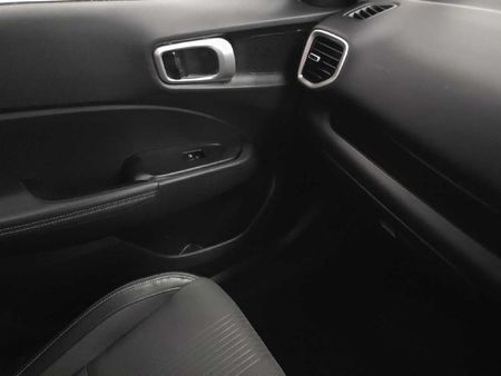 2024-Hyundai-Venue-10-TGDI-Fluid_8