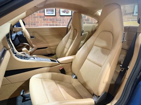 2013-Porsche-911-Carrera-Auto_13