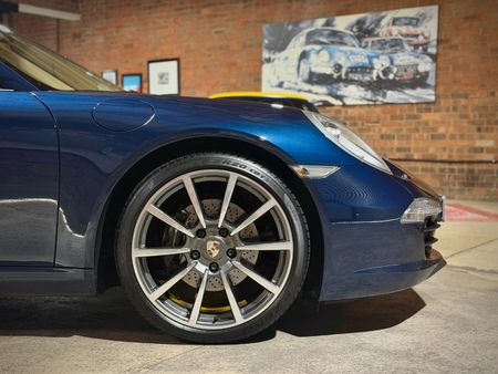 2013-Porsche-911-Carrera-Auto_2