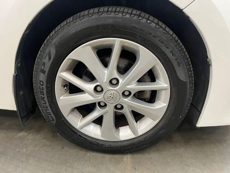 2016-Toyota-Corolla-18-High-Auto_8