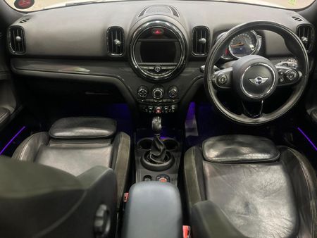 2018-MINI-Countryman-Cooper-D-Auto_11