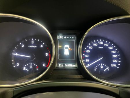 2017-Hyundai-Santa-Fe-R22-Elite-Auto_10