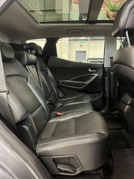 2017-Hyundai-Santa-Fe-R22-Elite-Auto_11