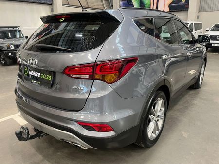 2017-Hyundai-Santa-Fe-R22-Elite-Auto_2
