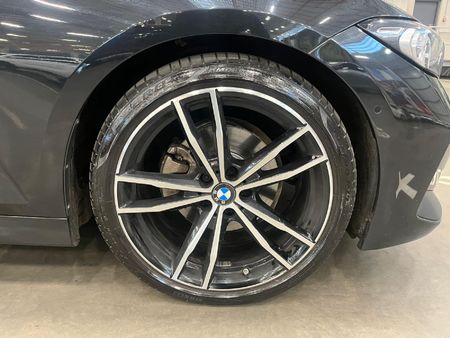 2023-BMW-3-Series-320d-M-Sport-Auto_8