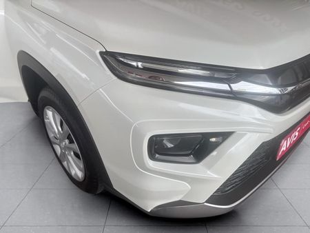 2025-Toyota-Urban-Cruiser-15-XS_19
