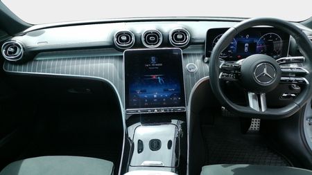 2022-Mercedes-Benz-C-Class-C-220d-Auto_10