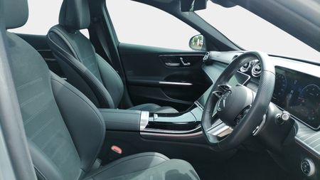 2022-Mercedes-Benz-C-Class-C-220d-Auto_11
