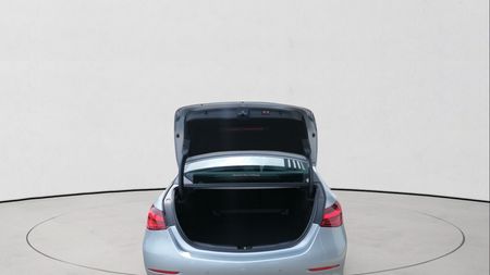 2022-Mercedes-Benz-C-Class-C-220d-Auto_7