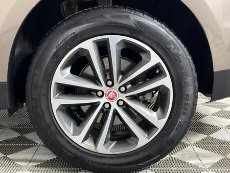 2018-Jaguar-F-Pace-30D-AWD-Pure_6