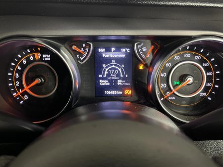 2022-Jeep-Wrangler_2