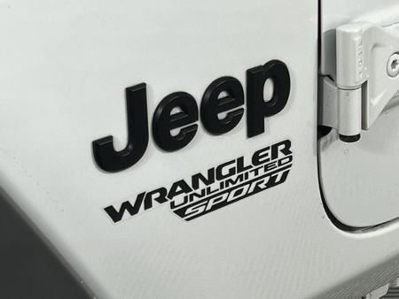 2022-Jeep-Wrangler_8