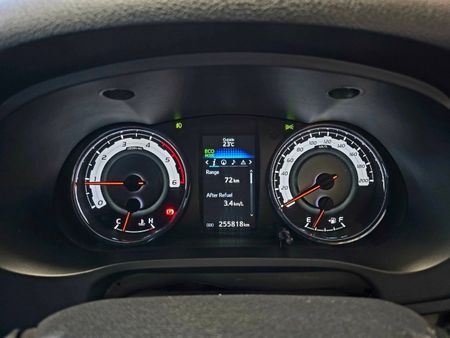 2018-Toyota-Hilux-28-GD-6-Raised-Body-Raider-Double-Cab_18