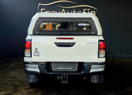 2018-Toyota-Hilux-28-GD-6-Raised-Body-Raider-Double-Cab_8