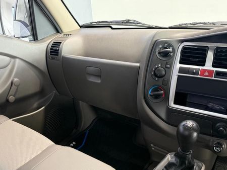 2026-Hyundai-H100-Bakkie-26D_7