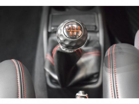 2007-Volkswagen-Citi-R-Line_8