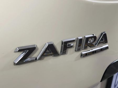 2022-Opel-Zafira-Life-Elegance-20-TD-Auto_10