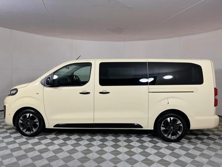 2022-Opel-Zafira-Life-Elegance-20-TD-Auto_18