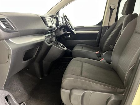 2022-Opel-Zafira-Life-Elegance-20-TD-Auto_8