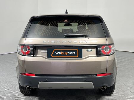 2017-Land-Rover-Discovery-Sport-20-Si4-SE_18