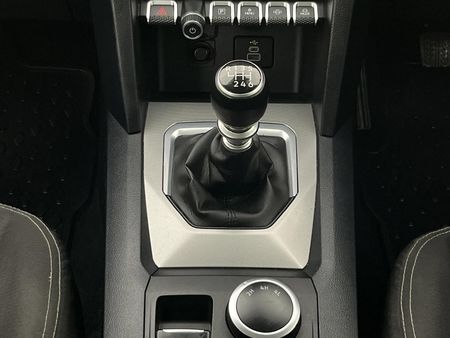 2024-Volkswagen-Amarok-20-TDI-125kW-4Motion-Life-Double-Cab_10