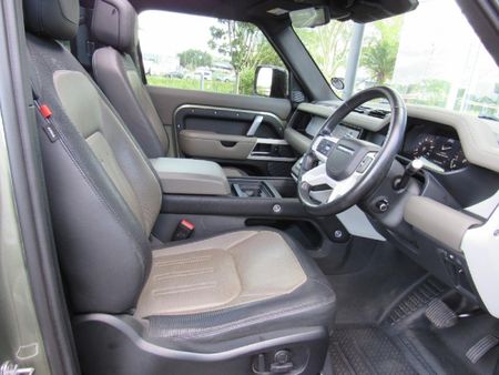 2021-Land-Rover-Defender-90-D240-SE-X-Dynamic-177kW_9