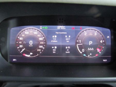 2021-Land-Rover-Defender-90-D240-SE-X-Dynamic-177kW_2