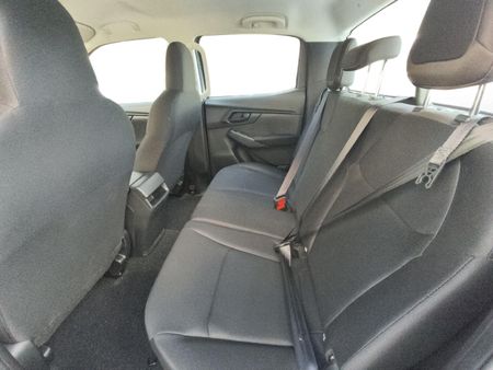 2026-Isuzu-D-Max-19-DDI-L-4x4-Double-Cab_14