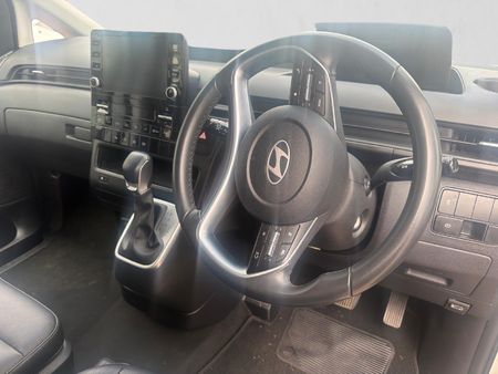 2024-Hyundai-Staria-22d-Executive-Auto_12