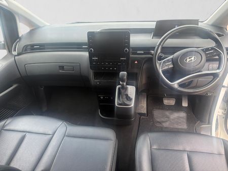 2024-Hyundai-Staria-22d-Executive-Auto_17
