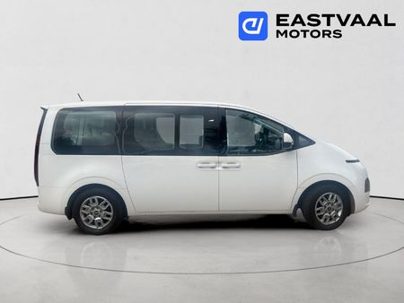 2024-Hyundai-Staria-22d-Executive-Auto_7