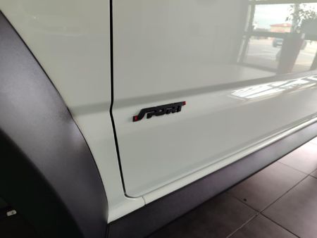 2025-Suzuki-Jimny-15-GLX-AllGrip-5-Door-Auto_13
