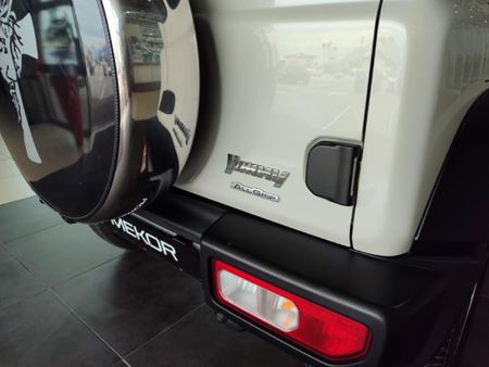 2025-Suzuki-Jimny-15-GLX-AllGrip-5-Door-Auto_14