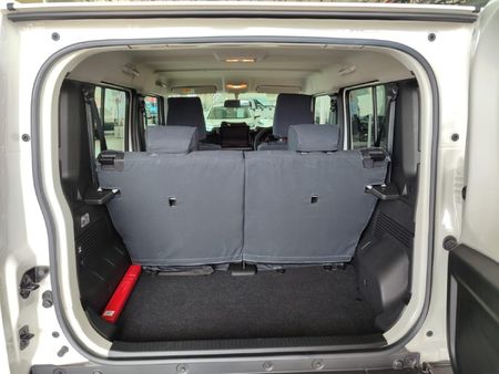 2025-Suzuki-Jimny-15-GLX-AllGrip-5-Door-Auto_15