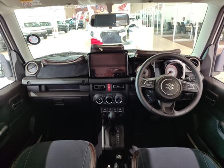 2025-Suzuki-Jimny-15-GLX-AllGrip-5-Door-Auto_17