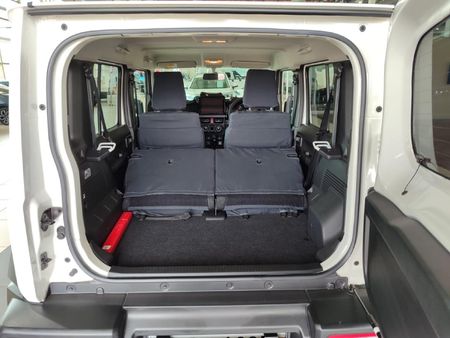 2025-Suzuki-Jimny-15-GLX-AllGrip-5-Door-Auto_18