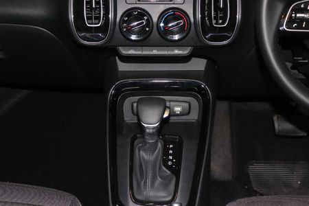 2026-Kia-Sonet-15-EX-Auto_10