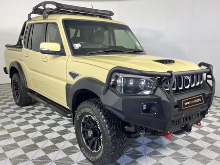 2023-Mahindra-Pik-Up-22-mHawk-S11-Dawn-4x4-Auto-Double-Cab_14