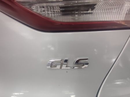 2017-Hyundai-Elantra-16-Executive-Auto_13