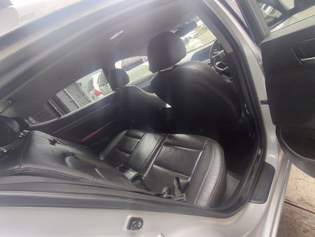 2017-Hyundai-Elantra-16-Executive-Auto_17