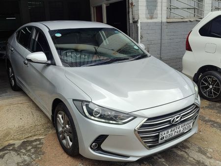 2017-Hyundai-Elantra-16-Executive-Auto_1