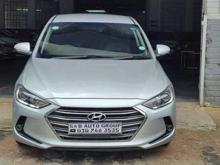 2017-Hyundai-Elantra-16-Executive-Auto_5
