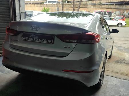 2017-Hyundai-Elantra-16-Executive-Auto_7