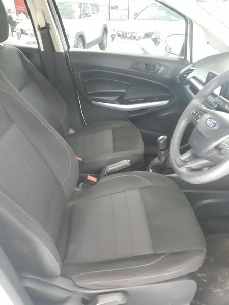 2019-Ford-EcoSport-15-TDCi-Ambiente_12